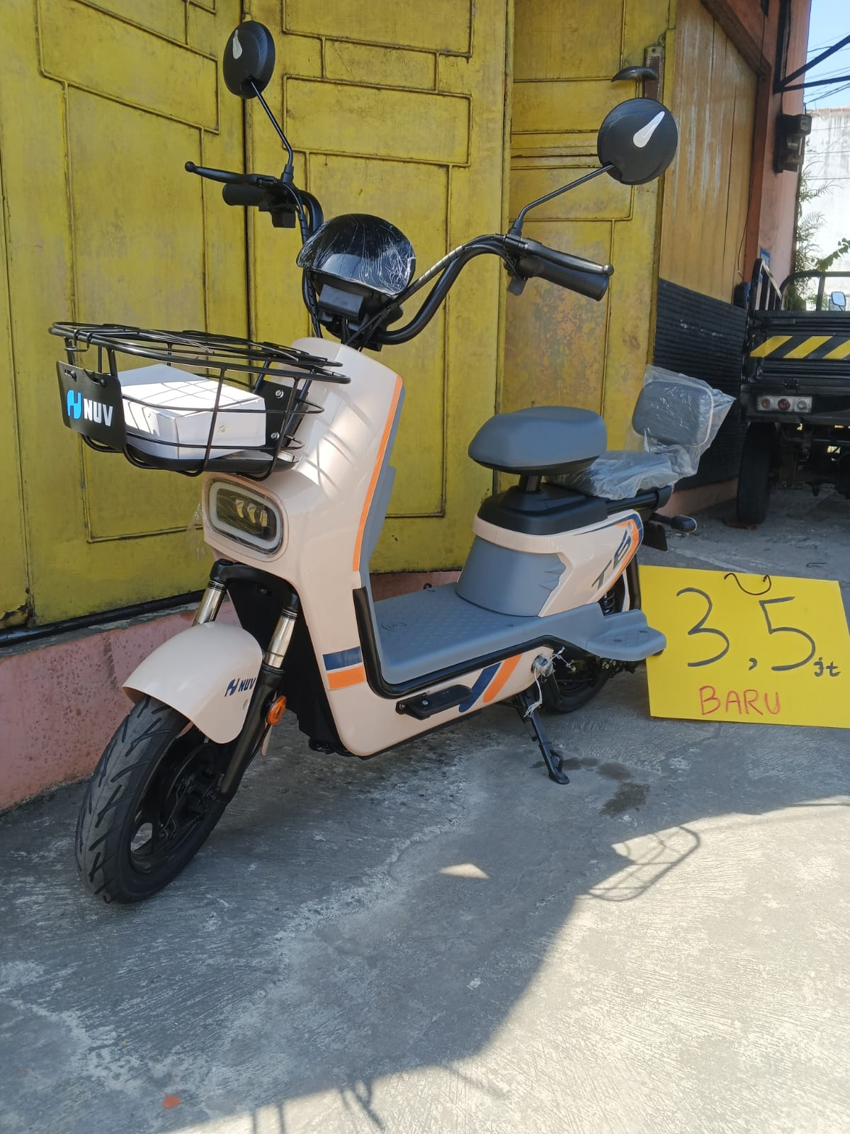 Sepeda Listrik NUV T6
