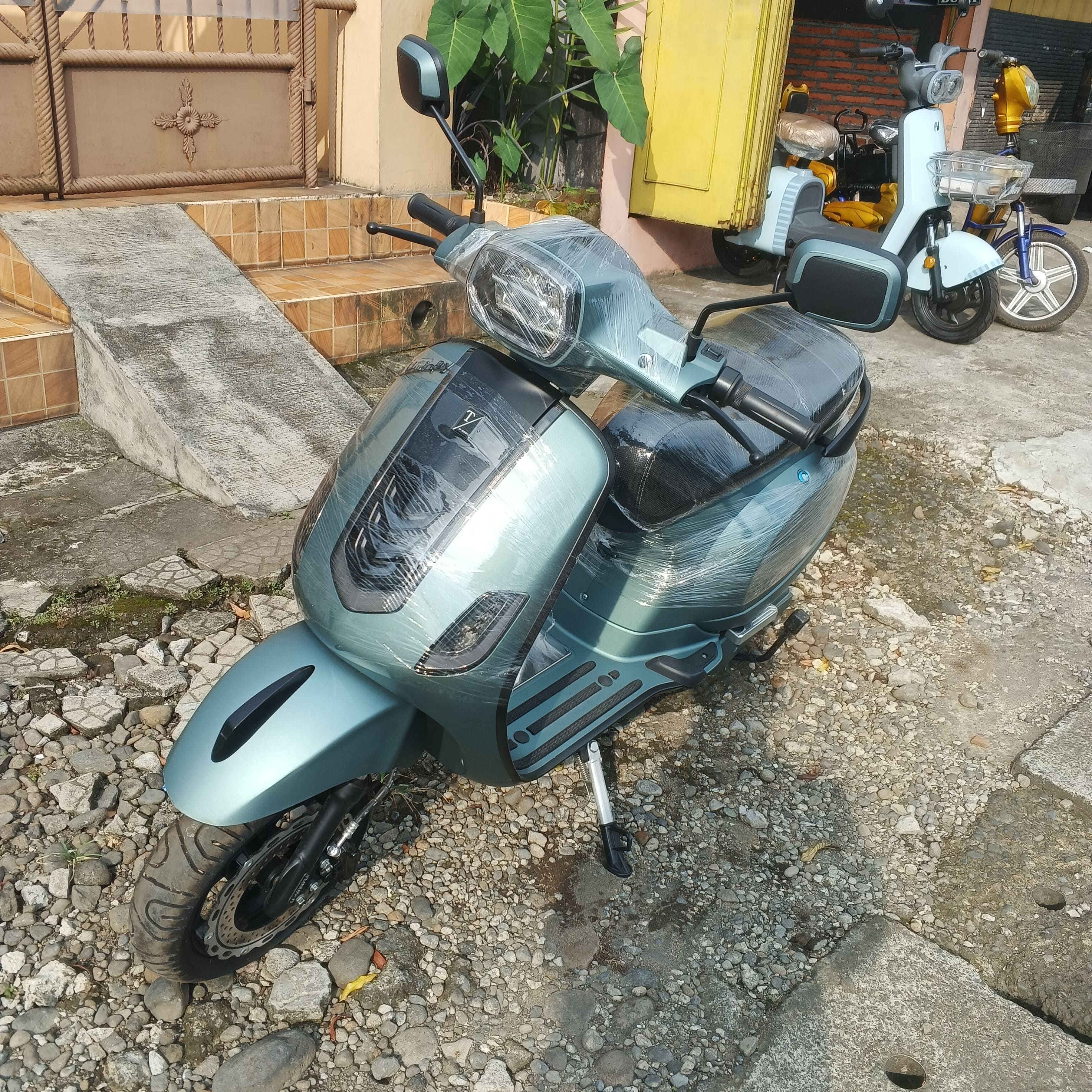 Motor listrik Uwinfly T3 super kondisi Baru